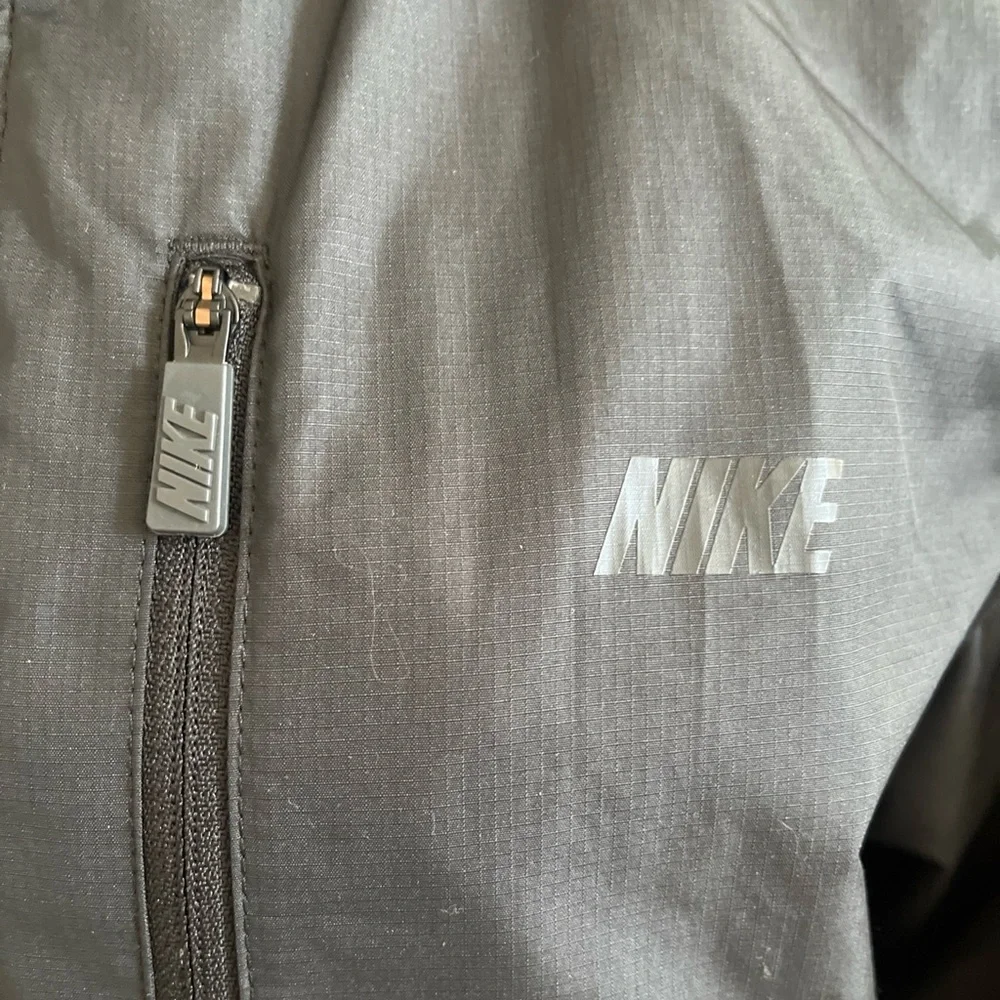 VINTAGE Nike blue label RARE hooded black zipup jacket w/fleece inside 1980s Med